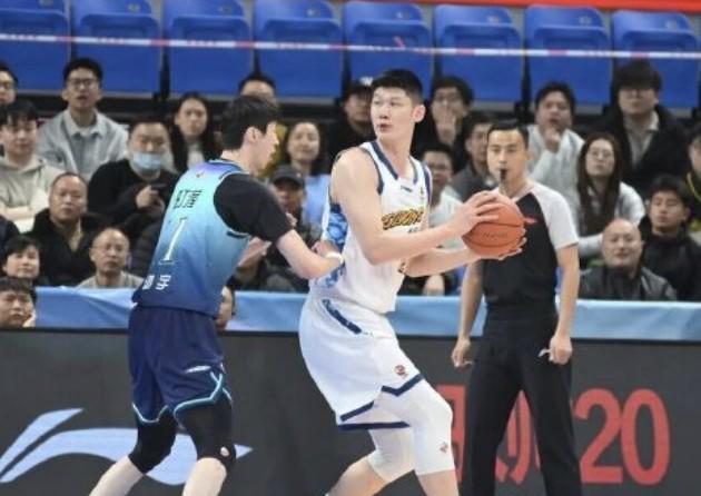 华体会体育官方入口-里程碑！胡金秋生涯得分超越唐正东，升至CBA历史得分榜第八位